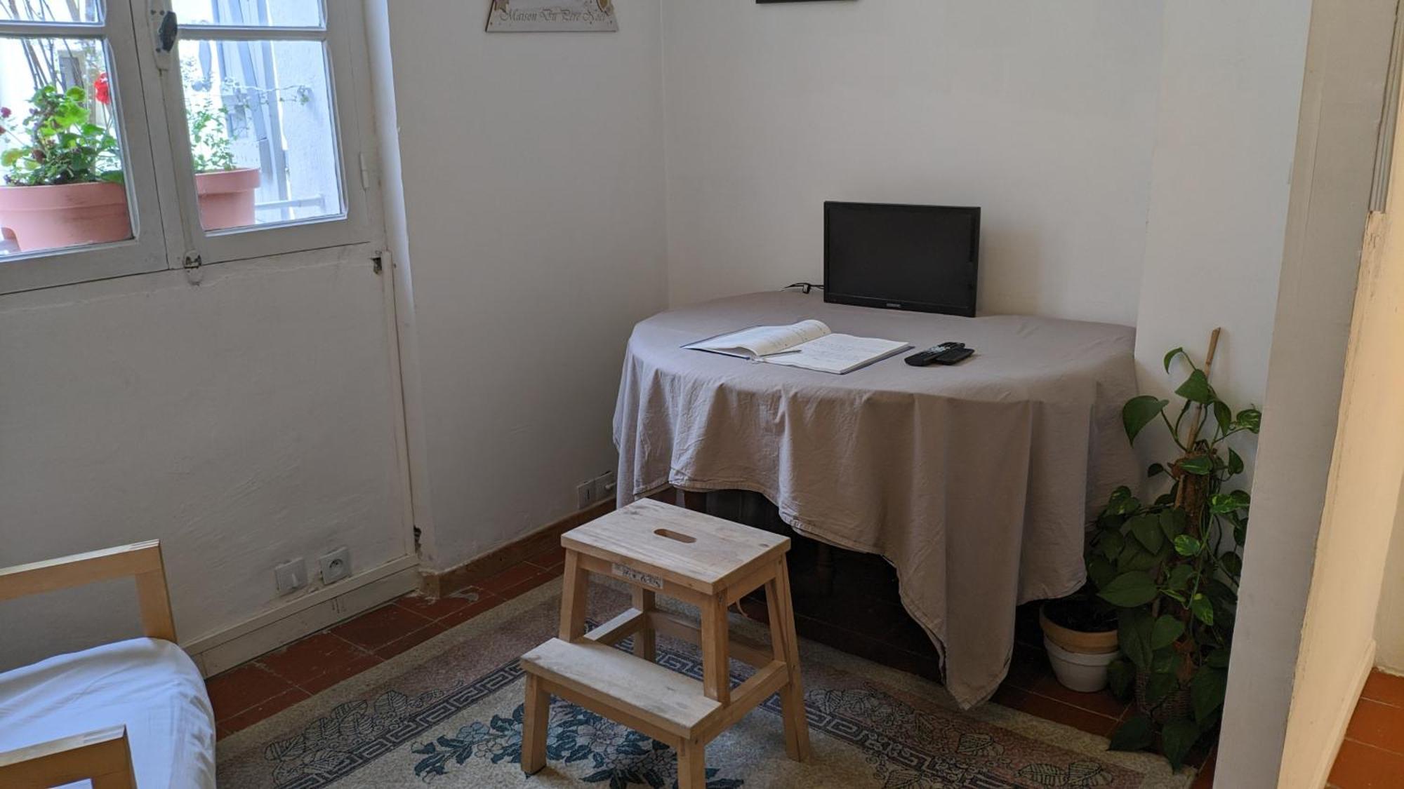 Tiny House 3 Personnes Soeursgrises Beziers Centre Historique Coeur De L'Herault Capitale D'Occitanie מראה חיצוני תמונה